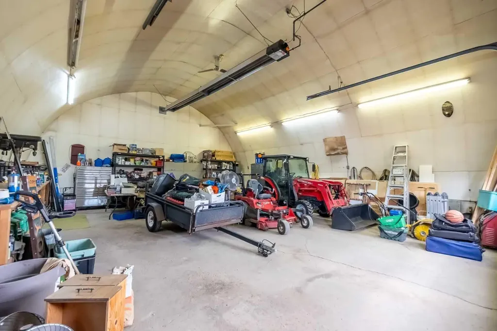 234078 Highway 9 Rural Kneehill County AB T0M 0L0