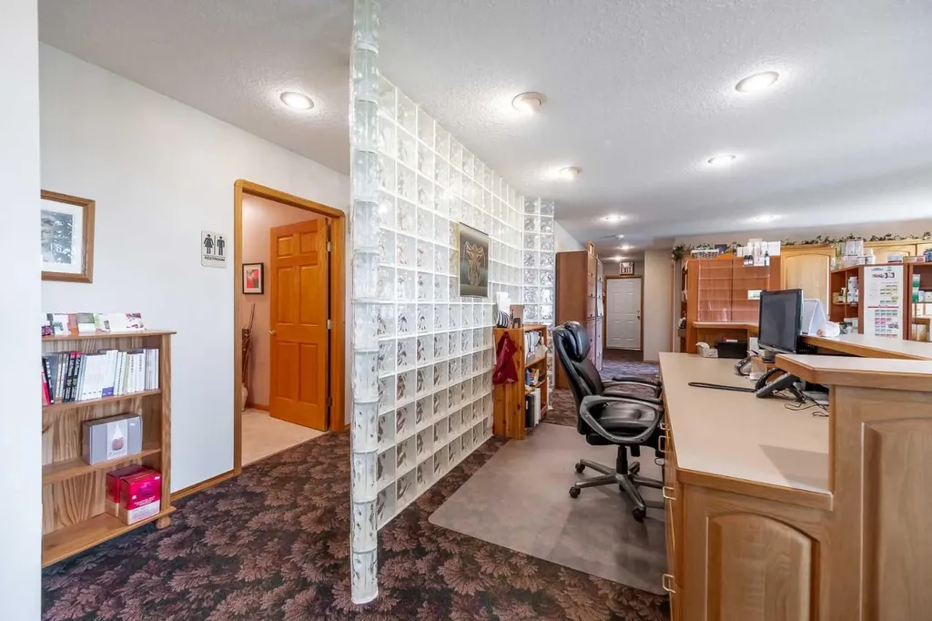 234078 Highway 9 Rural Kneehill County AB T0M 0L0