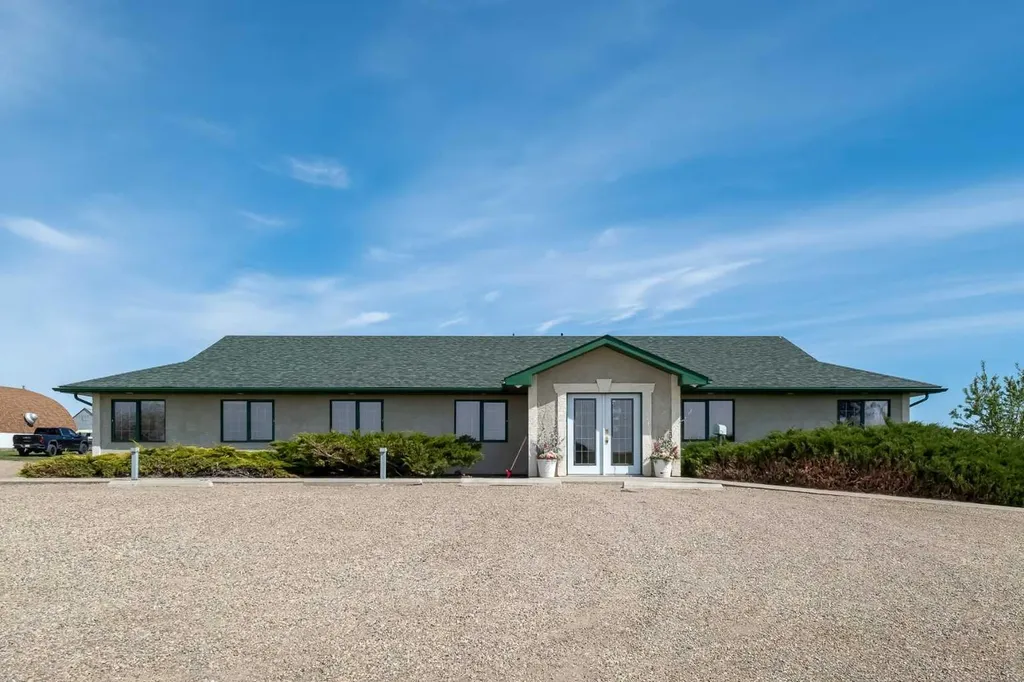 234078 Highway 9 Rural Kneehill County AB T0M 0L0