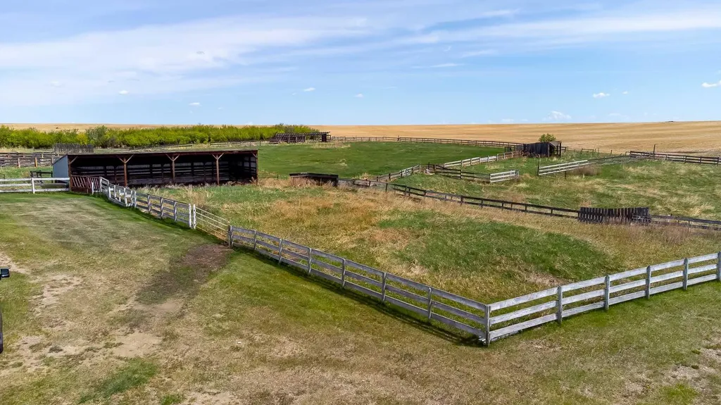 234078 Highway 9 Rural Kneehill County AB T0M 0L0
