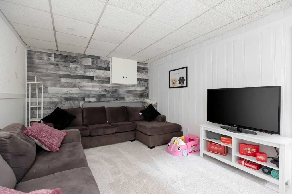 149 Ermine Crescent Fort Mcmurray AB T9H 4M7