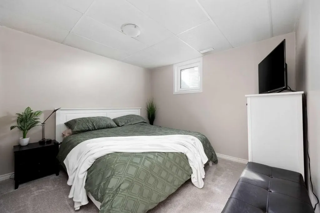 149 Ermine Crescent Fort Mcmurray AB T9H 4M7