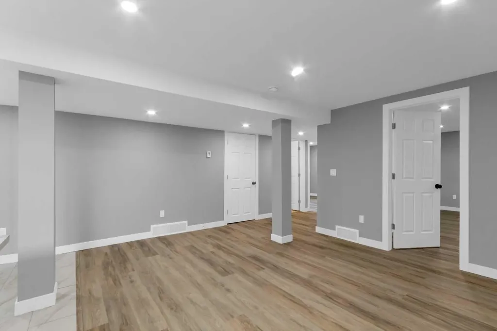452 Queen Alexandra Way SE Calgary AB T2J 3P1