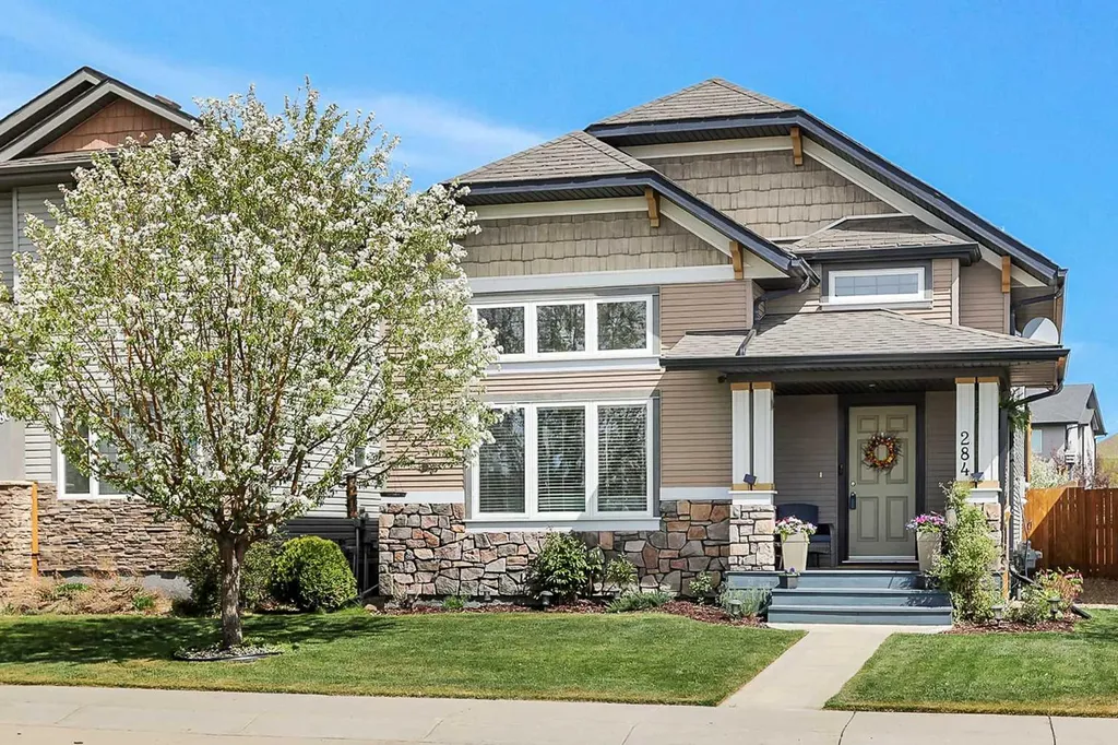 284 Vanson Close Red Deer AB T4R 0G6