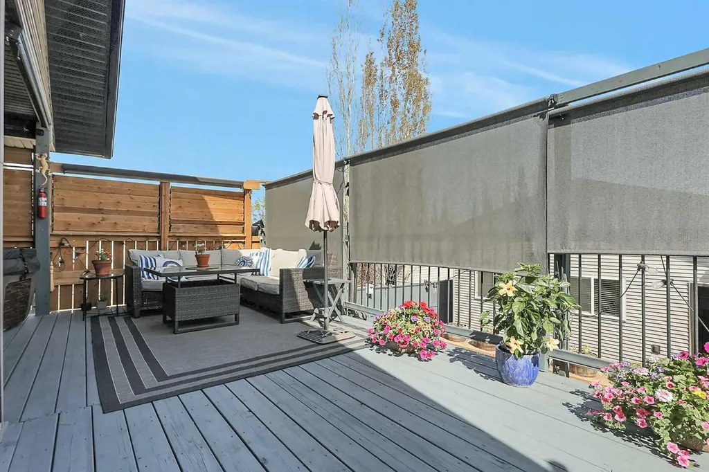284 Vanson Close Red Deer AB T4R 0G6