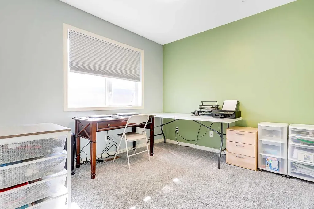 284 Vanson Close Red Deer AB T4R 0G6