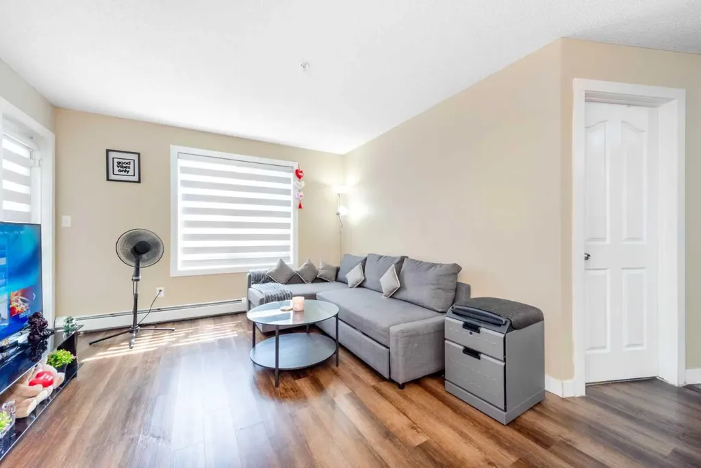 7110 80 Avenue NE Calgary AB T3J 0N4