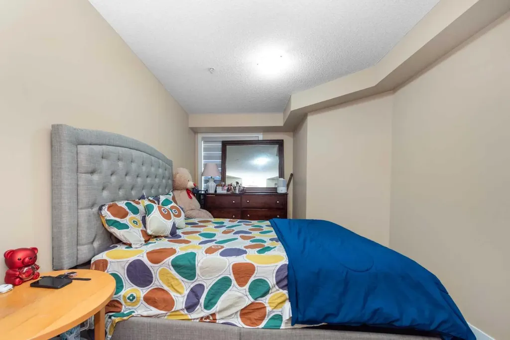7110 80 Avenue NE Calgary AB T3J 0N4