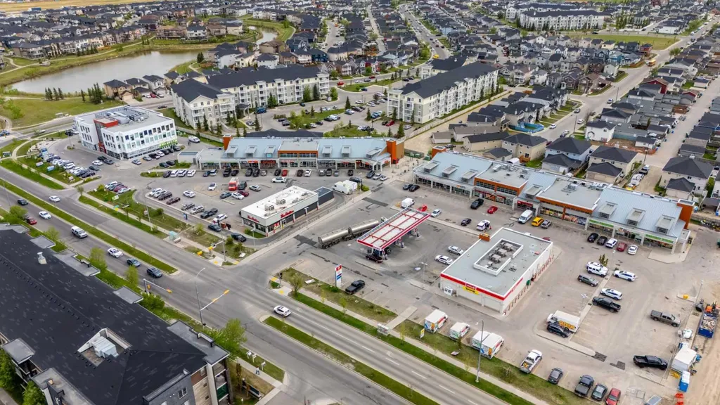7110 80 Avenue NE Calgary AB T3J 0N4
