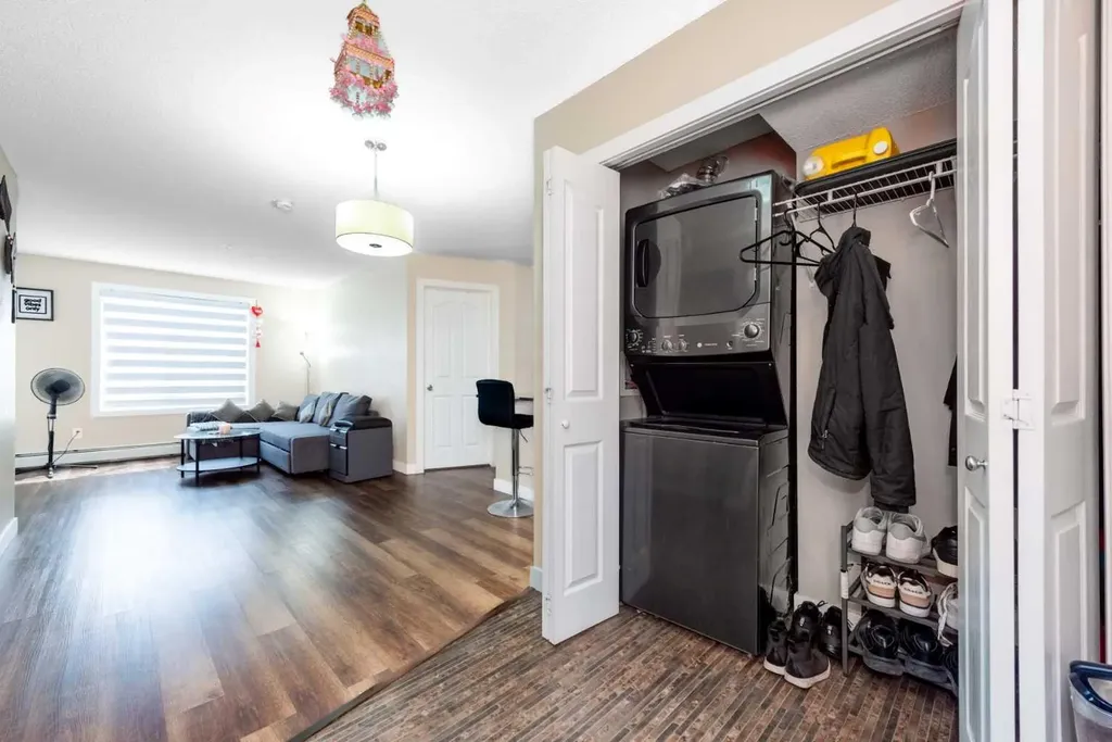 7110 80 Avenue NE Calgary AB T3J 0N4