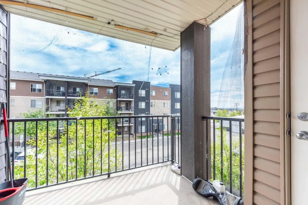 7110 80 Avenue NE Calgary AB T3J 0N4