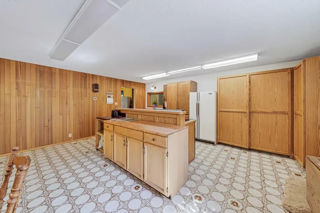 12145 21ave Blairmore AB T0K0E0