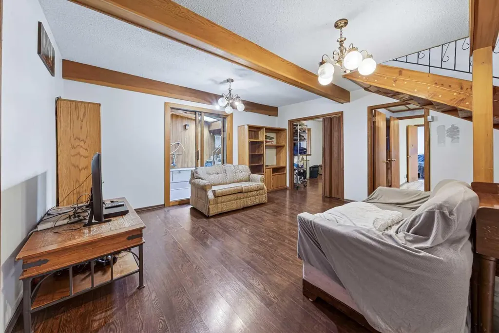 12145 21ave Blairmore AB T0K0E0