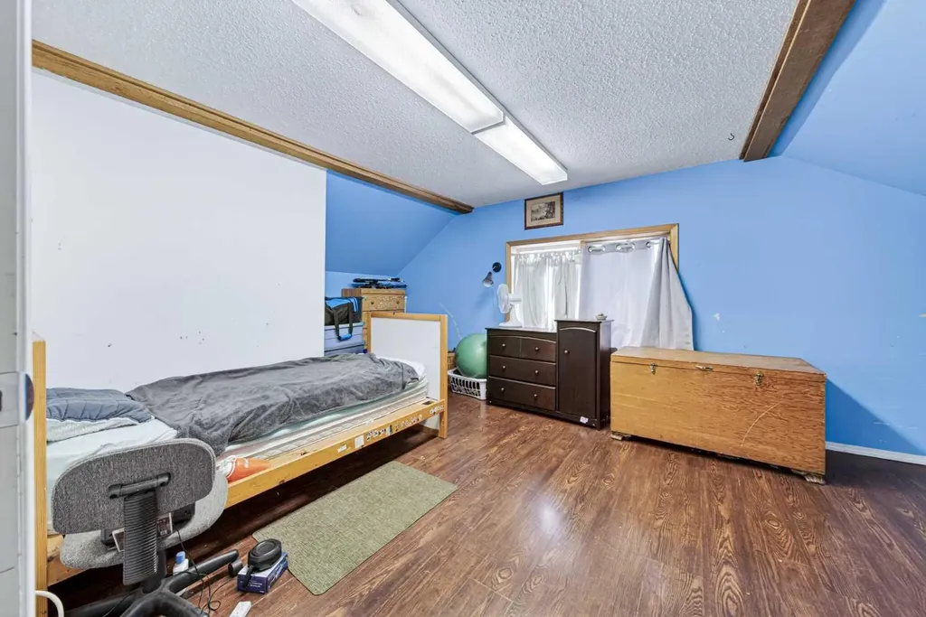 12145 21ave Blairmore AB T0K0E0