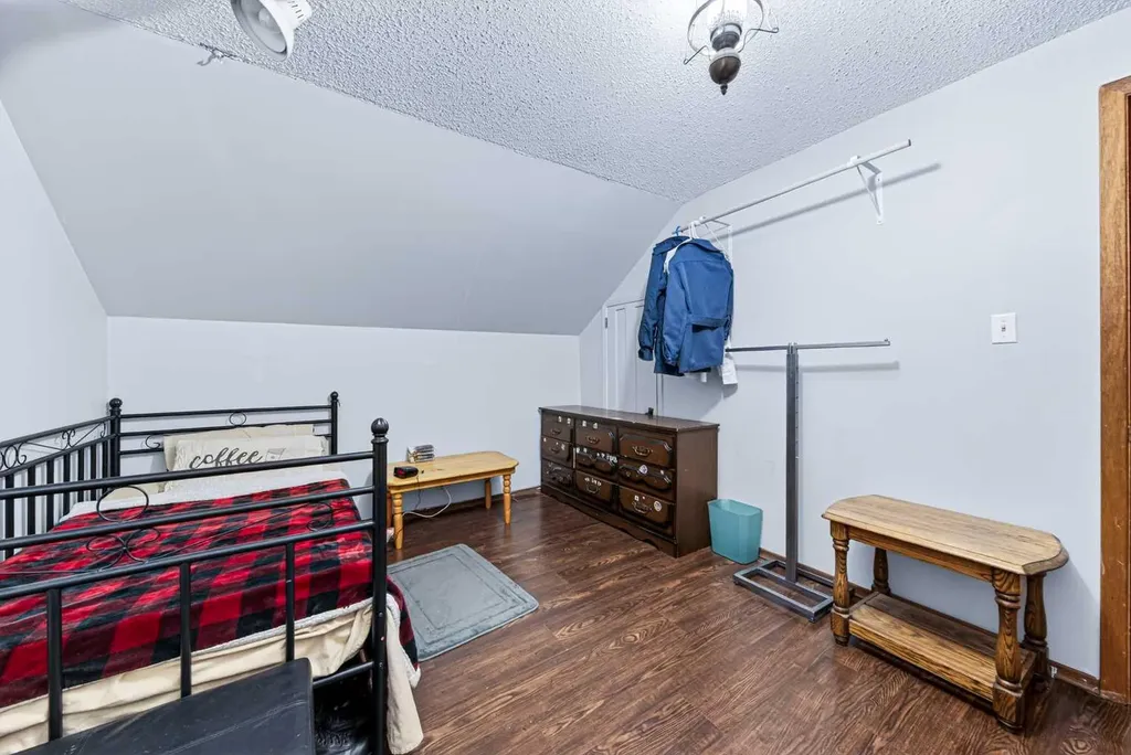 12145 21ave Blairmore AB T0K0E0