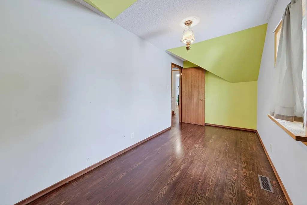 12145 21ave Blairmore AB T0K0E0