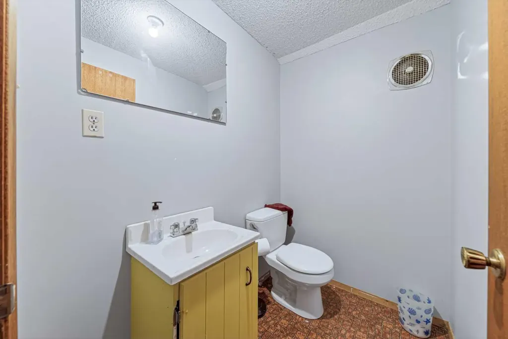 12145 21ave Blairmore AB T0K0E0