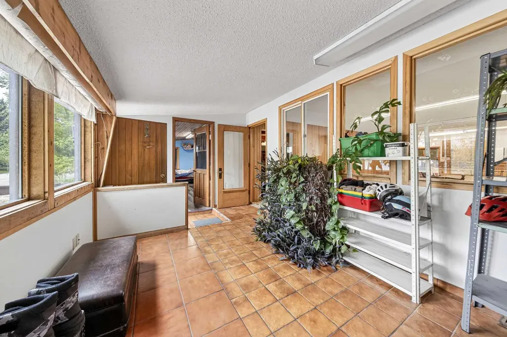 12145 21ave Blairmore AB T0K0E0