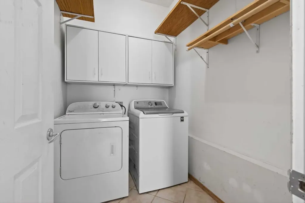225 9 Street SE Three Hills AB T0M 2A0