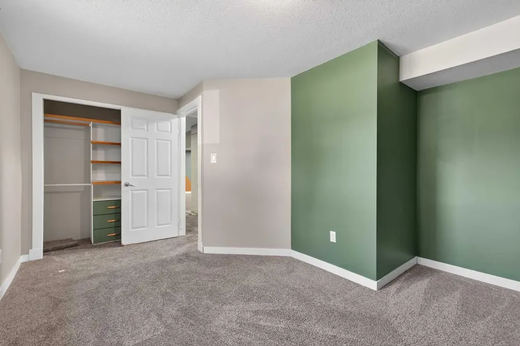 225 9 Street SE Three Hills AB T0M 2A0