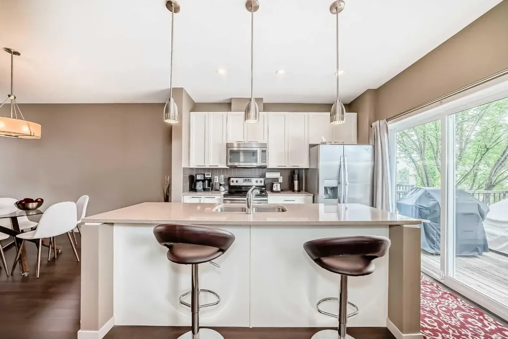 205 Copperpond Row SE Calgary AB T2Z 1H3