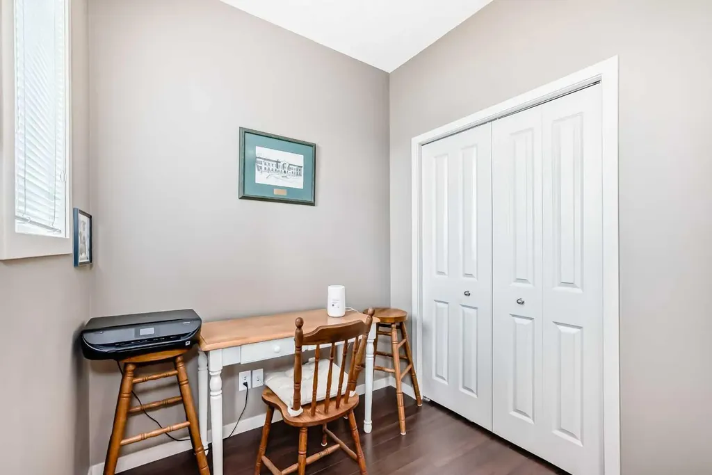 205 Copperpond Row SE Calgary AB T2Z 1H3