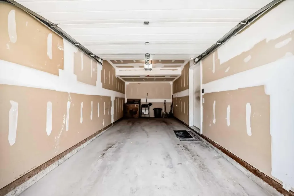 205 Copperpond Row SE Calgary AB T2Z 1H3