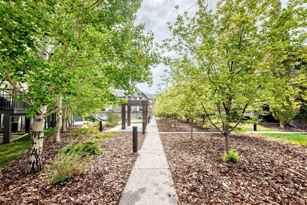205 Copperpond Row SE Calgary AB T2Z 1H3