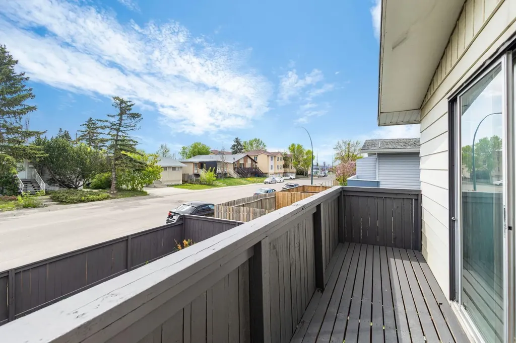 1701 48 Street SE Calgary AB T2A 5C2