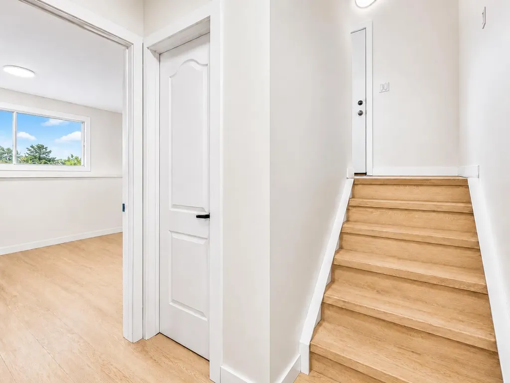 1701 48 Street SE Calgary AB T2A 5C2