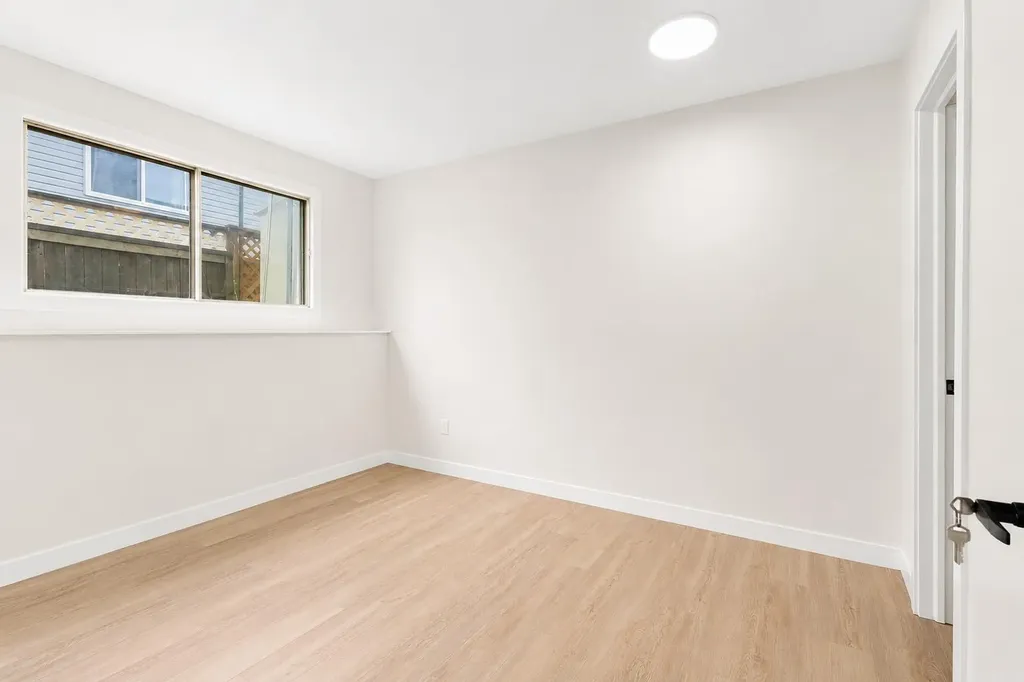 1701 48 Street SE Calgary AB T2A 5C2
