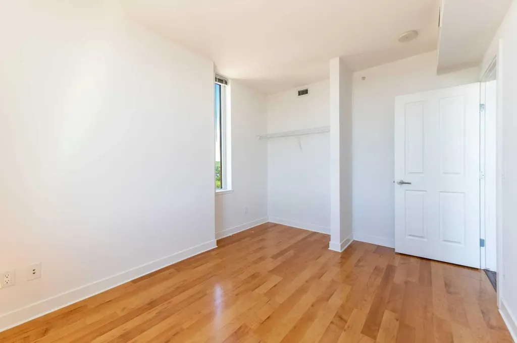 3830 Brentwood Road NW Calgary AB T2L 1K8
