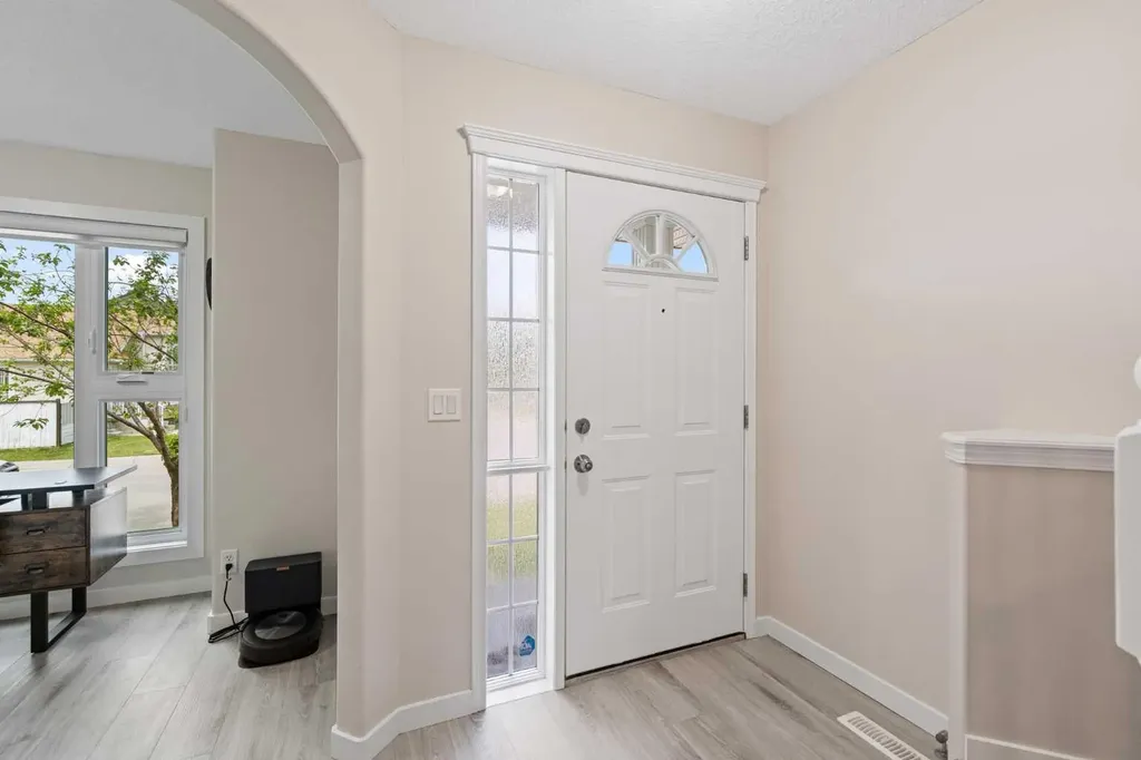 148 Cramond Crescent SE Calgary AB T3M 1B9