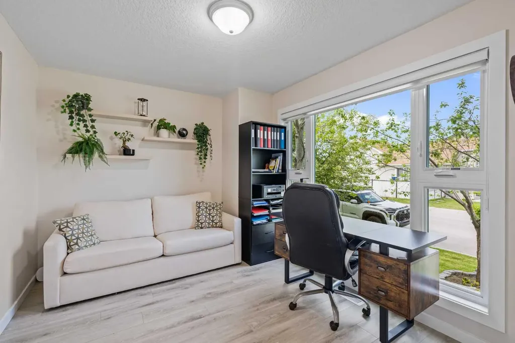 148 Cramond Crescent SE Calgary AB T3M 1B9