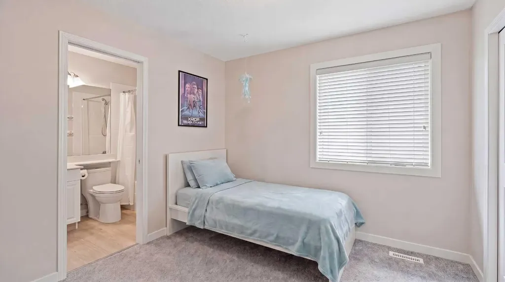 148 Cramond Crescent SE Calgary AB T3M 1B9