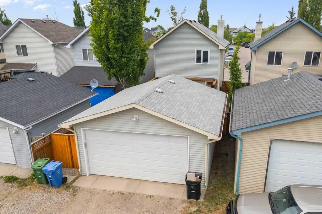 148 Cramond Crescent SE Calgary AB T3M 1B9