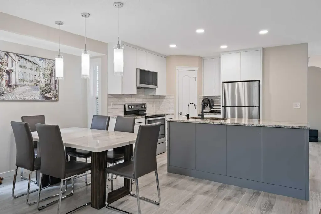 148 Cramond Crescent SE Calgary AB T3M 1B9
