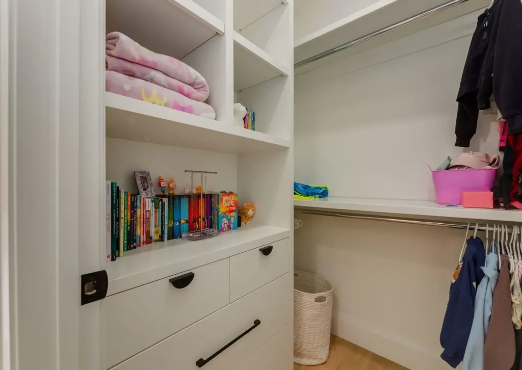 4544 Stanley Drive SW Calgary AB T2S2R9