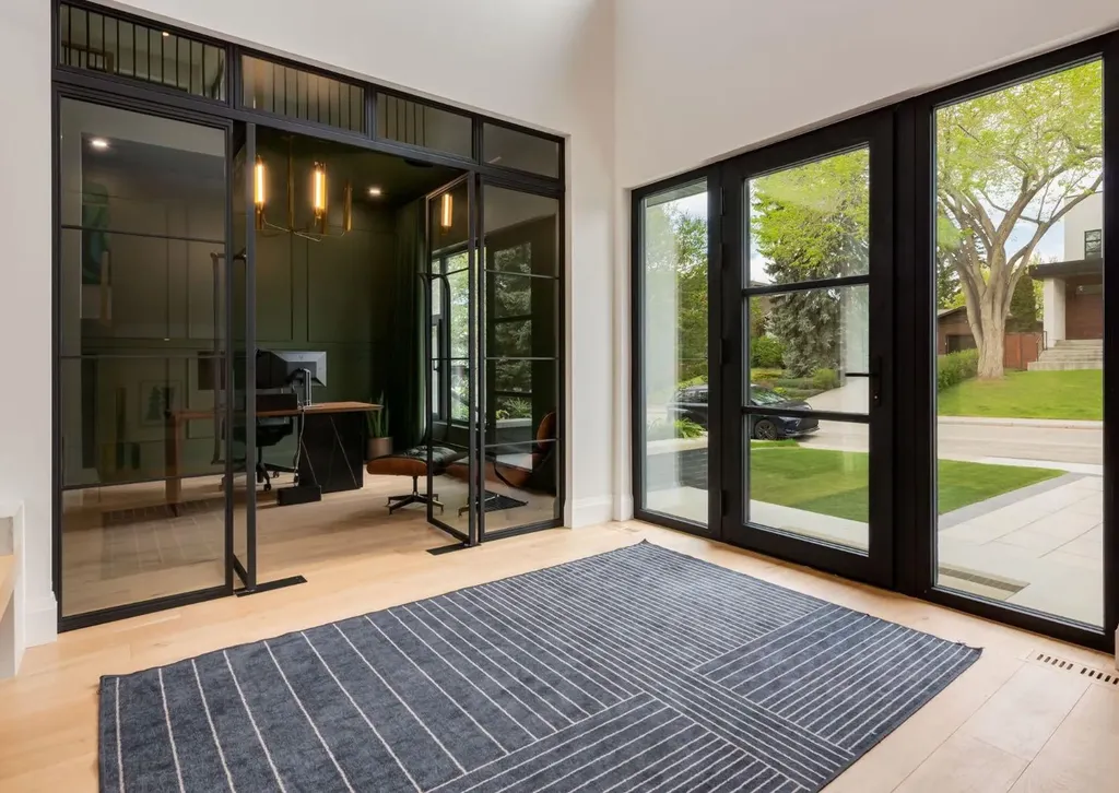 4544 Stanley Drive SW Calgary AB T2S2R9