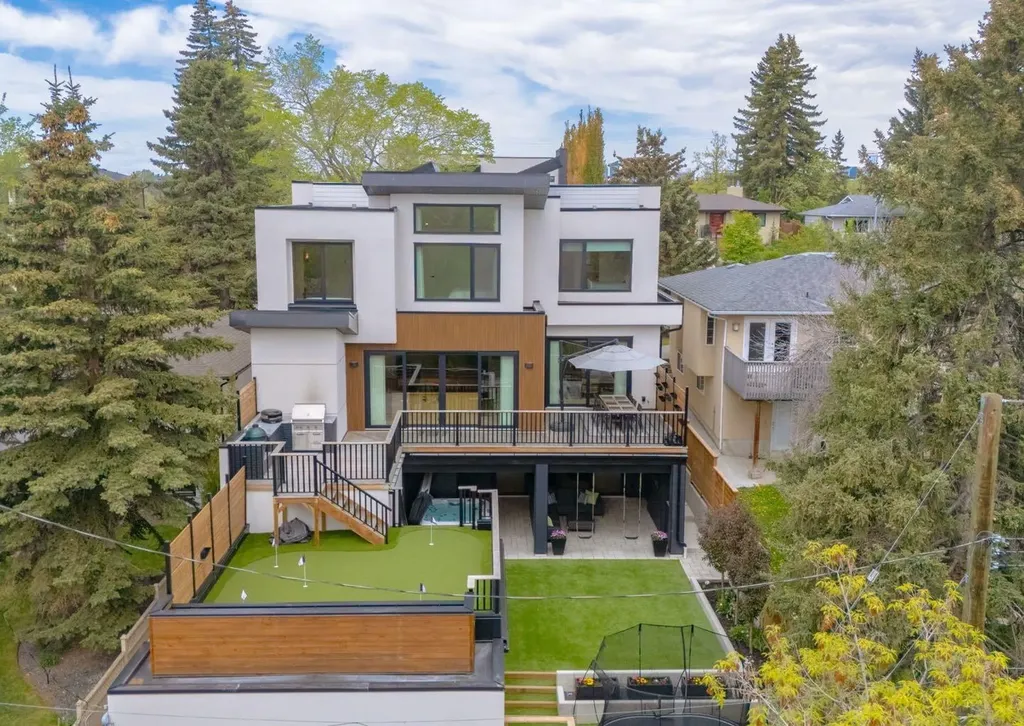 4544 Stanley Drive SW Calgary AB T2S2R9