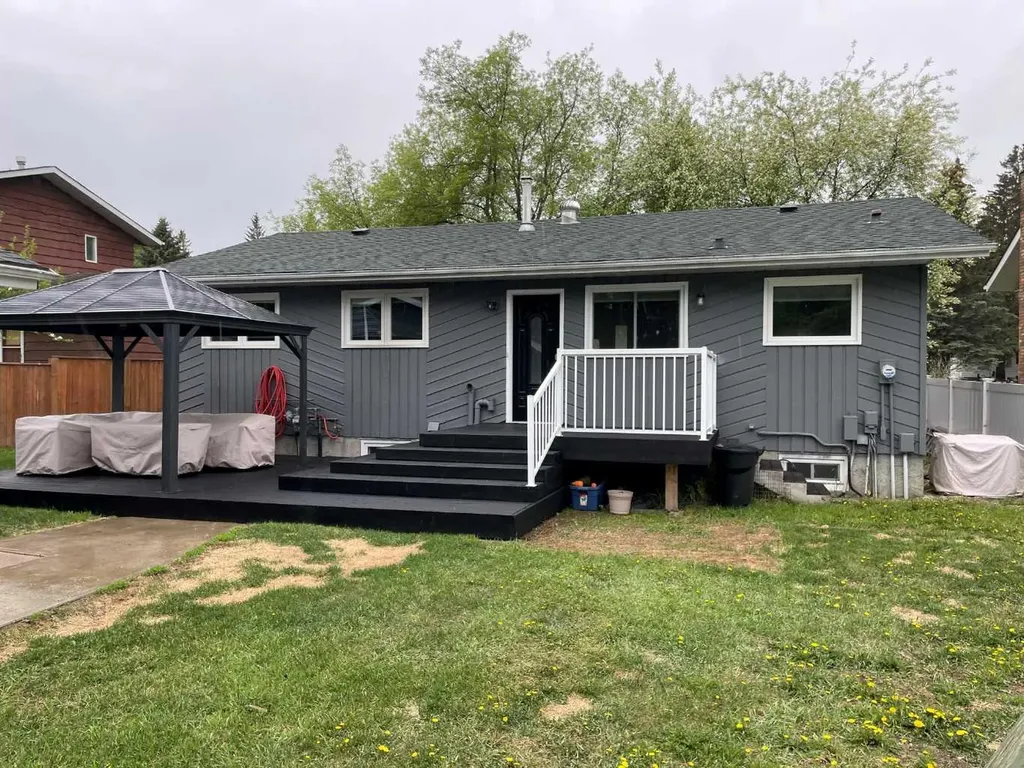 77 Feero Drive Whitecourt AB T7S 1E7