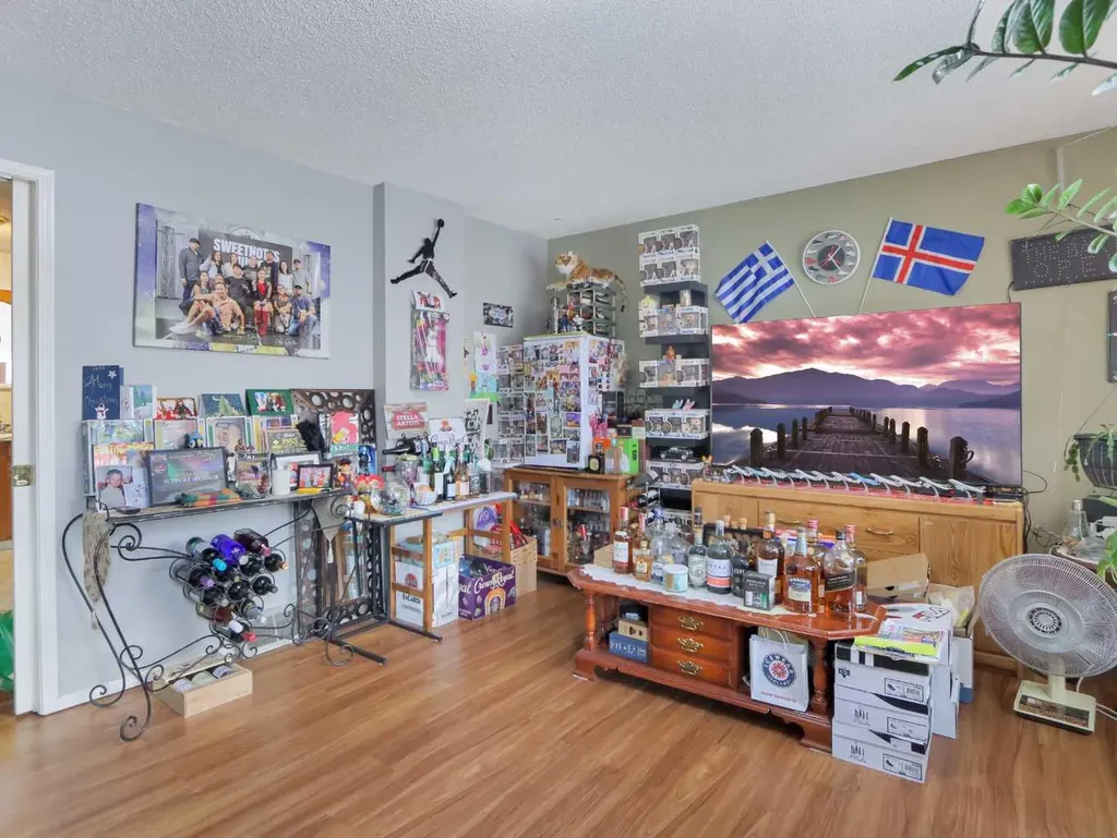 906 Main Street Canmore AB T1W1P3
