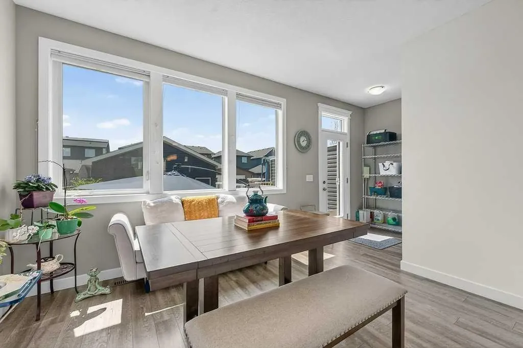 271 Fireside Drive Cochrane AB T4C 2L5