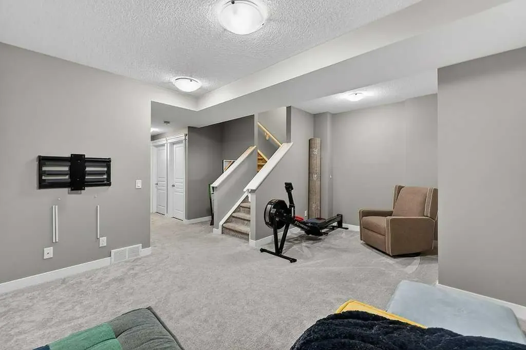 271 Fireside Drive Cochrane AB T4C 2L5
