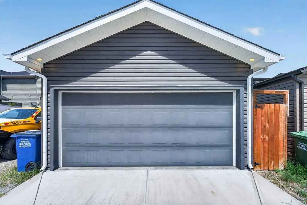 271 Fireside Drive Cochrane AB T4C 2L5