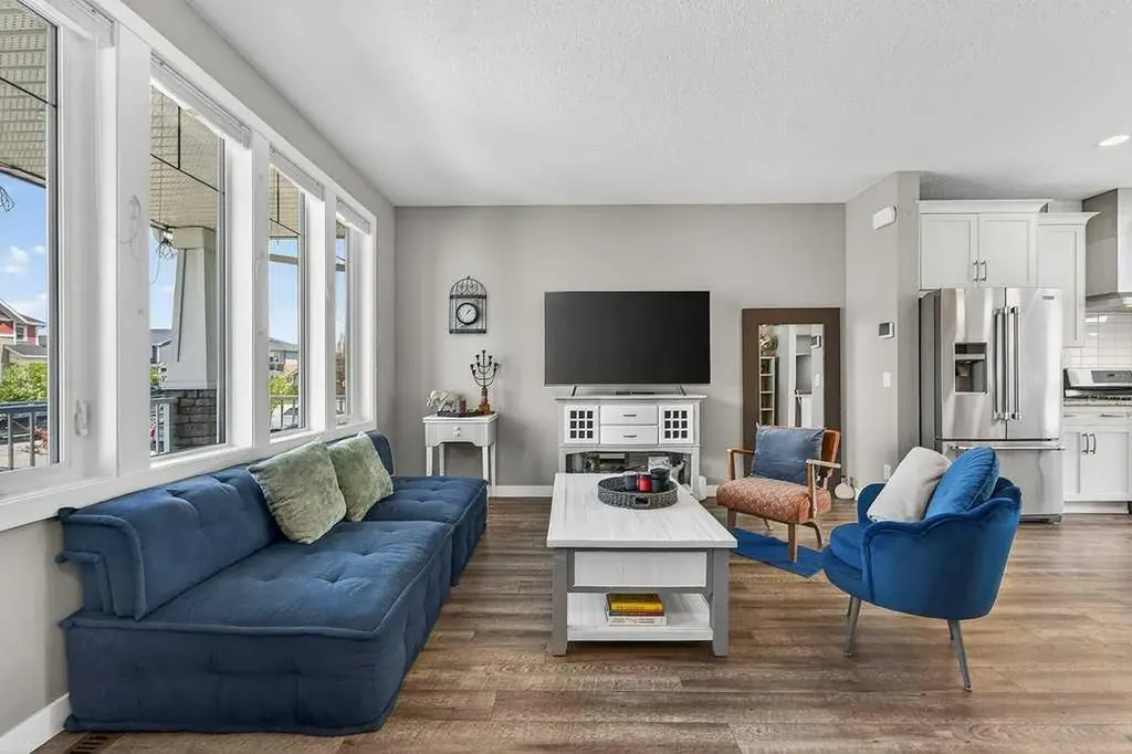 271 Fireside Drive Cochrane AB T4C 2L5
