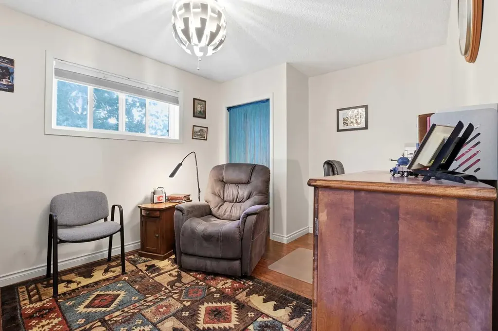 26 Gummow Close Red Deer AB T4P 2M3