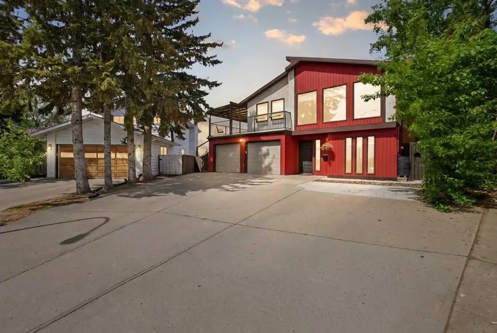 26 Gummow Close Red Deer AB T4P 2M3
