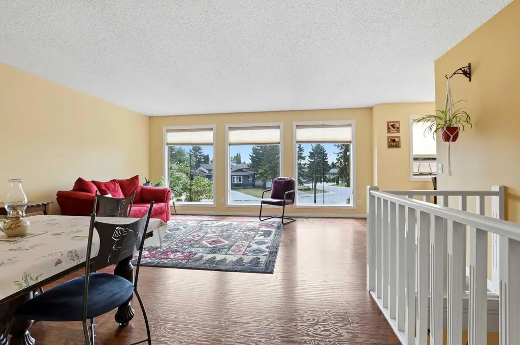 26 Gummow Close Red Deer AB T4P 2M3