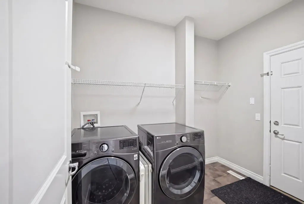 591 Taralake Way NE Calgary AB T3J 0J1